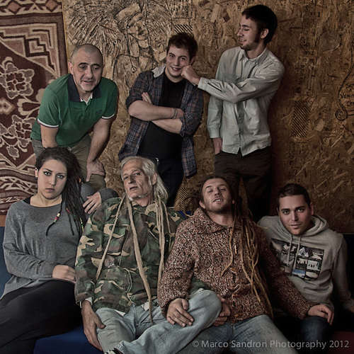 ITA-ESP reggae project formed in 2011 by featuring the singer FreddyFrenzy and the venetian group Magazin Roots!!recorded cd REUNION in 2012!!