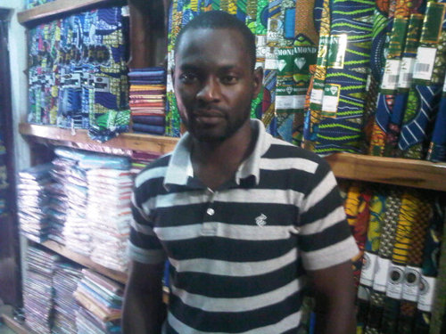 fablous4real's profile picture. Simple and good going.