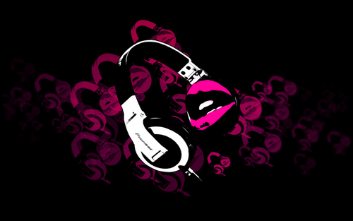 An aspiring music journalist tweeting about recent tunes and music releases and a few gig reviews.. Please follow !
