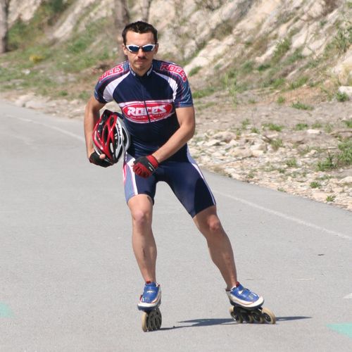 Analyste programmeur / patineur de vitesse.