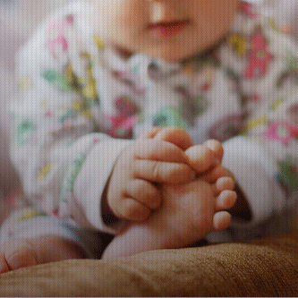 طـآلبه علـم نفس في كليه التربيه جامعه القصيم , نصف قآرئه , آعشق الهدوء ..