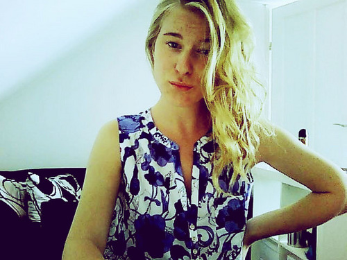 starringstyles's profile picture. X