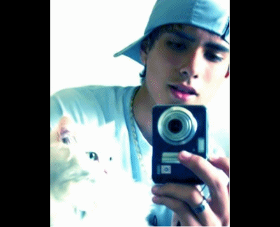 RodrigoOliWall's profile picture. 