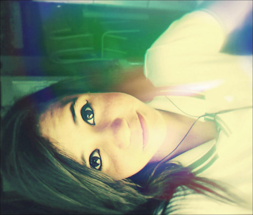 ~ twitter reserva u.ú - Oi , sou a #SamaraAlbertino , todos mim chamam de #samy , tenho 13 Anos . E Sou do signo de #Gemêos , é só isso , segue dllç (66'