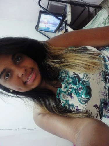 Soolteiraa , Morenaaa 15 anos ,TOURO