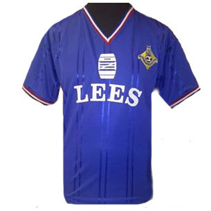Long time sufferer, I mean supporter of Oldham Athletic. Lancastrian but, emigrated to Yorkshire.