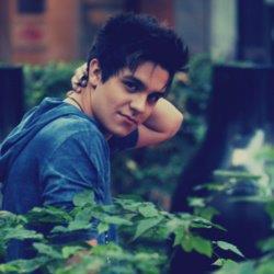 Não Ligue para o que eles vão falar,Ninguém está aqui no meu lugar Nem sente o que eu sinto por você Ninguém entende nada, eles nunca vão saber. @luansantana