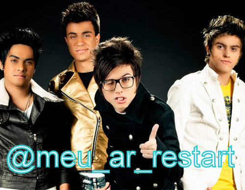 Quem ama sente , Quem sente sofre
Quem sofre luta ,Quem luta vence . @pelu_restart