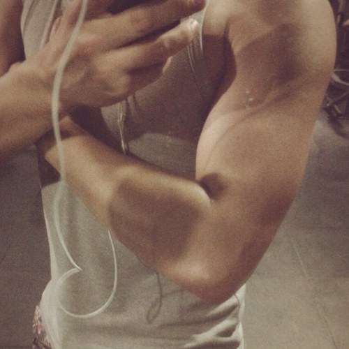 hosaibing's profile picture. 