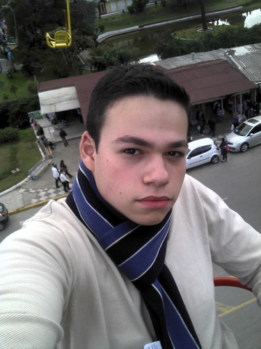 ser jovem é nunca deixar de sonhar e conquistar sonhos e objetivos 
http://t.co/3mWR7qj7e6