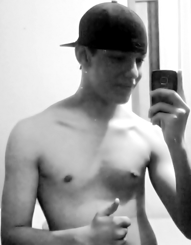 A vida me fez Santos, e eu fiz do Santos a minha vida ! ♥ Jogue onde jogar, és o Leão do Mar; Salve o nosso campeão ♫