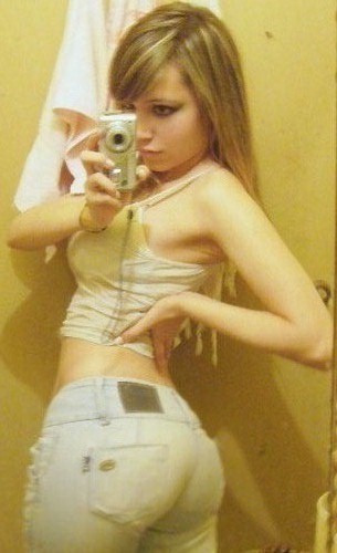 Me gusta el FUTBOL pero AMO el BOX... amante de la buena comida, bebida y excelentes amistades. Si me sigues te sigo , me encanta socializar. #FOLLOWBACK