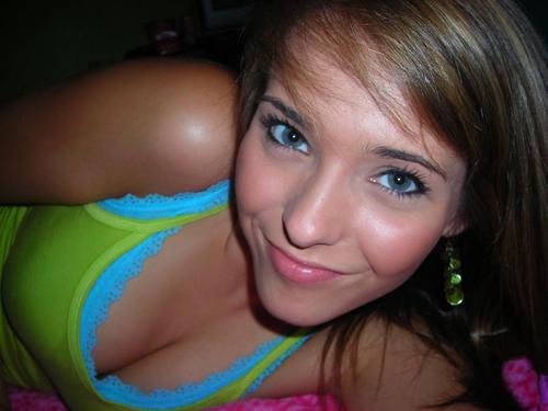random-amateur-girls