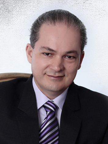 Pastor Capelão,Escritor,Conferencista Itinerante. Ministério Bíblico Pão da Vida!A vontade de Deus nunca irá levá-lo aonde a Graça de Deus não irá protegê-lo!