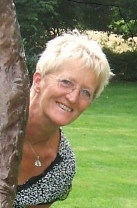 Shiatsu en ontspanningsmassage .
Moeder,  Oma van Julia
Geniet van Mens en Natuur
Creatief mens: schildert en schrijft 
Geniet van het leven.