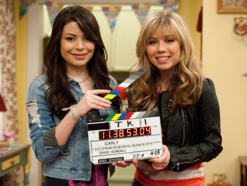 sou louca por icarly sou timida sou muito louca sou legal