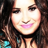 ☆ i love demi lovato, and shes my role model. nuff said. ☆ xoxo