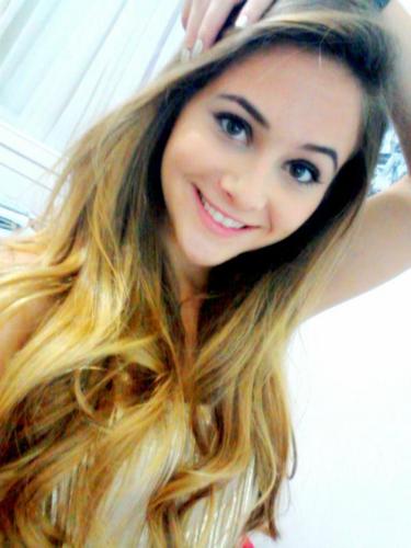 fc feito pra linda da @_OficialJoana , desde : 07/06/2012 ! oficializado 08/06/2012 *---*'


@uniaojoanas :http://t.co/WurGU57RJc