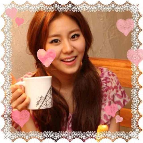 Afterschoolのユイです~♡ 色んな方々とお喋りしたいです！ 常にふわふわなユイだけどよろしくお願いします^^　フォローは@でさよならはブロック()