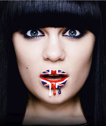 haha no 1 in dis world that is more obbsessed than jessie j but ME!3 3 xoxoxoxox