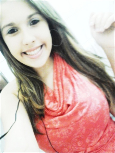 -  Dramatica ,  Geminiana , Ciumenta , 15 aninhos ,    Gêmea da @_leecaires ,  Irmã da @Driih_Limaa  m.À do @_ricardodiias ,  (L. meu ♥  ზ ℱé ℰm Ɗeus ! ‏ .*
