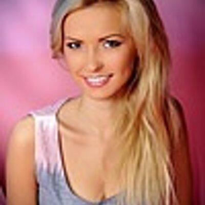 Teen girl hung by neck porn images Lesbian tribbing orgie