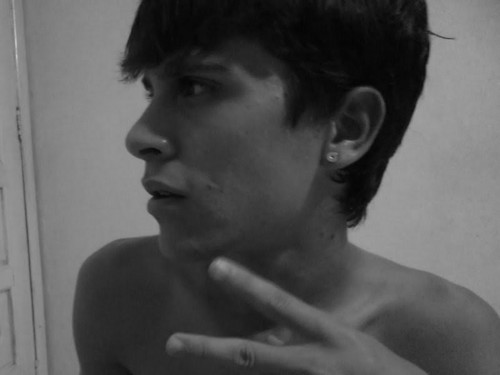 Quando oque é perfeito vier oq é imperfeito irá 1Co-13:10 , Deus da minha vida 3
, Amo a chata
 da @Su_stretch ! :)
