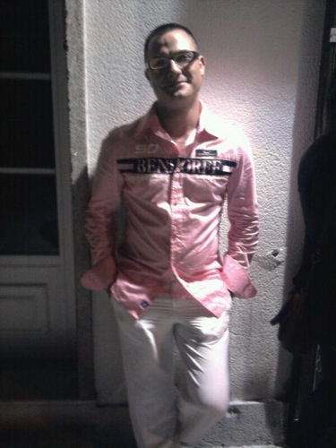 FredoVila's profile picture. Presentación acorde con las vuestras:  CEO of Warripeich Company.  Community Manager of Arriquitáun Incorporated.  Coach of NainoNaino Enterprises.