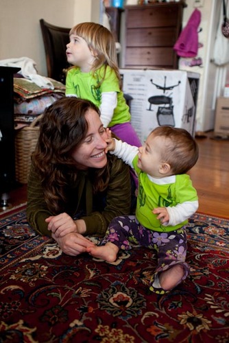Work at home mom of 2, event planner and time juggler extraordinaire  (or at least hope I will be soon) .