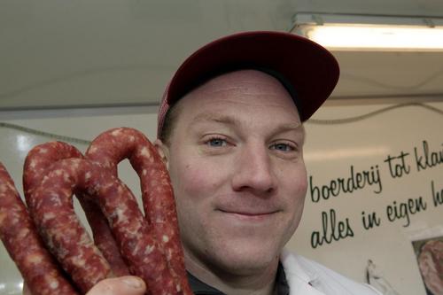 eigenaar van vlees en partyservice. verkoop van vlees en barbecue en buffet van eigen boerderij