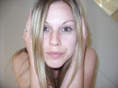 4saken's profile picture. Random thinker and tea drinker