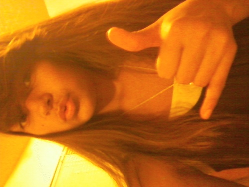 #TeamFollowBack | Freshman | #Y0l0 | Fourteen Years Young :D | f0ll0W Me 0n iNstagram @RiTAAAH_B00