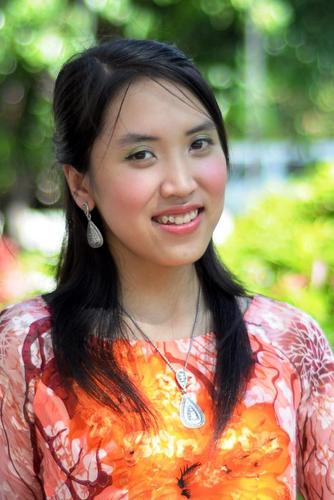 Senior majoring in Economics and International Business at Foreign Trade University of Vietnam