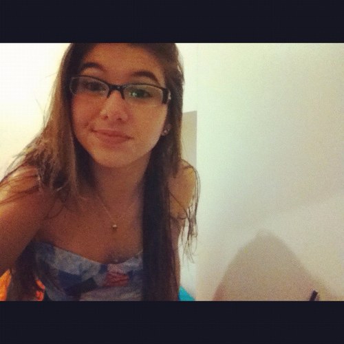 Camila_LimaM's profile picture. I just came to say heeeellooo!