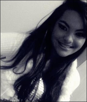 , boooom. deeisha eu falaar procêeis uum poco dessa minina née, amiga, sá feeia amovsêe i pode conta sempre que precisaar ta sáagatinha . 
Poôor : @CamilaRv12.