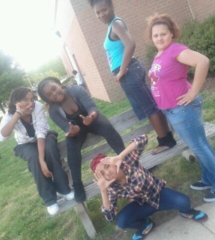 Fuck Youu Follow Me If Not Fuck It !!!! ( Follow My Fav @MadeInBeautyy) Boss Bitchess . = )