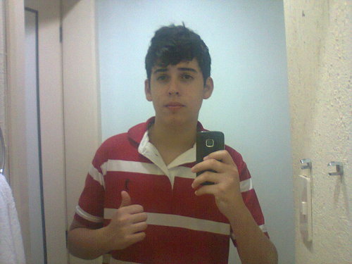 16 anos , Estudante , Sergipano , Vascaíno , Capricórniano e de beem com a viida *-*