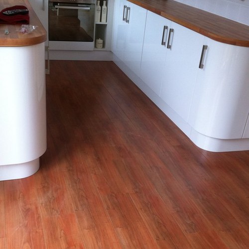 Laminate & Real Wood Floor Fitter located in Durham Covering the northeast area.