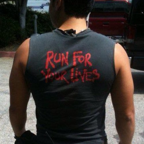 jraya's profile picture. *practically invincible