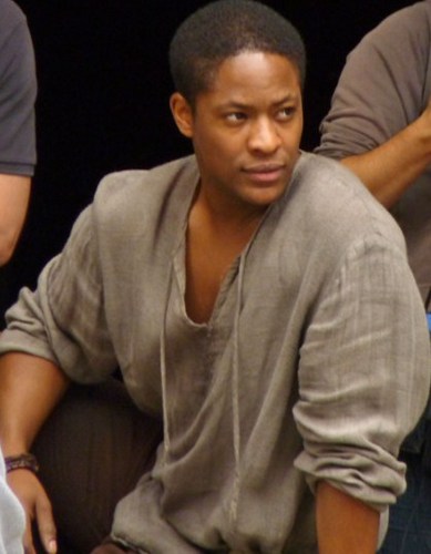 SirElyan's profile picture. Hello,I´m Sir Elyan a knight of Camelot. I have a sister @LadyGuinevere_ she really cares of everyone that´s why we love her.