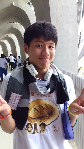 yunglinchang's profile picture. ML Eng ✖ CMU Alum
Ins: https://t.co/JV2sX61hZ1