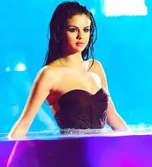 @selenagomez is my favorite singer and the scene my favorite band! She is my idol and I love it! I love Selena Gomez & The Scene! #TEAMSELENA ❤❤❤