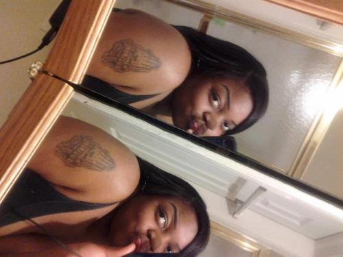 ♥ Ieshia Is My Name && Niggas Is My Game I'm Train To Go , But Follow My Pimpinn' && I'll Do The Same ! Also Follow My Bitch @LASHEZnLIPGLOZZ ♥ #WeDoFollowBack♥