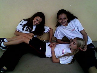 Somos amigas faiz 6 anos e não iremos nos separar sempre estamos juntas...Amigas ate depois do fim(Ju_plaza,Mariana molina e Marianaa_cabral)