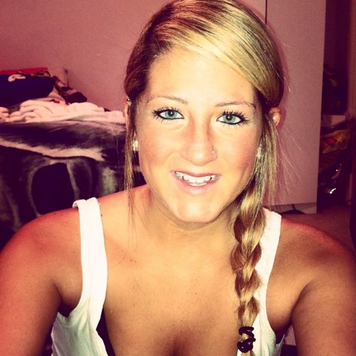 ReChe91's profile picture. Paramedic. Dream Chaser. Dog Momma. 🌻