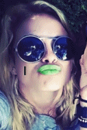 @Lua_Blanco Sabe o Infinito? Então, Meu amor por vc consegue ultrapassa-lo! Te amo ♥
Donas: @MundoLuAr_ @_SweetLuAr_