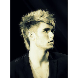 Colton Dixon's Head(:..One Of Many Body Parts 
Fan Page For @coltondixon All #Messengers Will Get A Follow Back(: Other Account:@TeamDixonC
