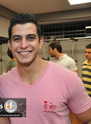 Não posso dizer quem eu sou,Sabe porque?? Haha só convivendo cmg pra saber!