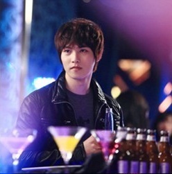 VERIFIED Roleplayer of Jonghyun CN Blue from @SM_Roleplayer | 90lines | Single tapi tetep kece B)