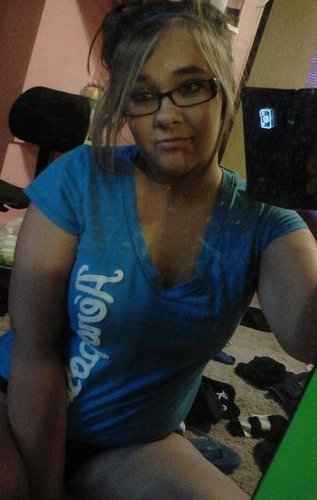 17 . senior . motivated . independent . single 3